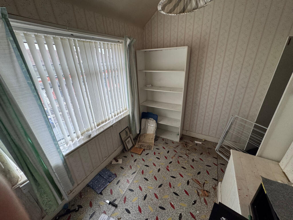 Greenside Crescent, Droylsden, M43 7RB photo 3
