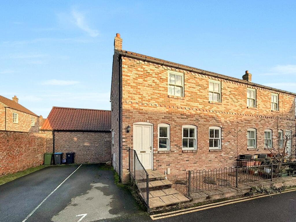 Main image of property: Castle Yard Stables, Thirsk, North Yorkshire, YO7