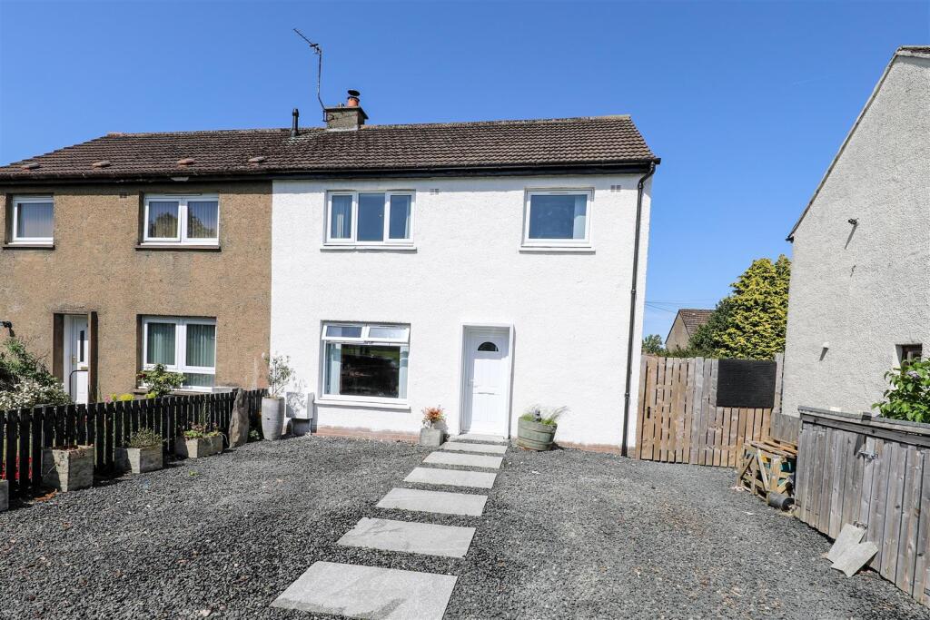 Main image of property: Warout Walk, Glenrothes