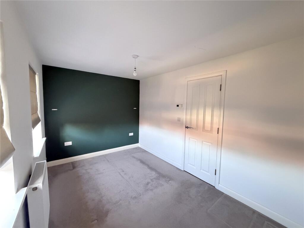 House in Tamworth, Coton Farm - More