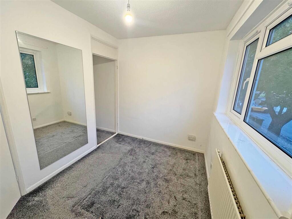 Apartment in Guildford - View 2