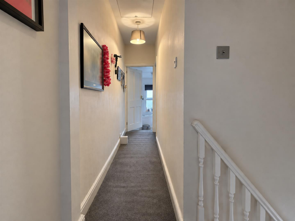House in Enfield - More