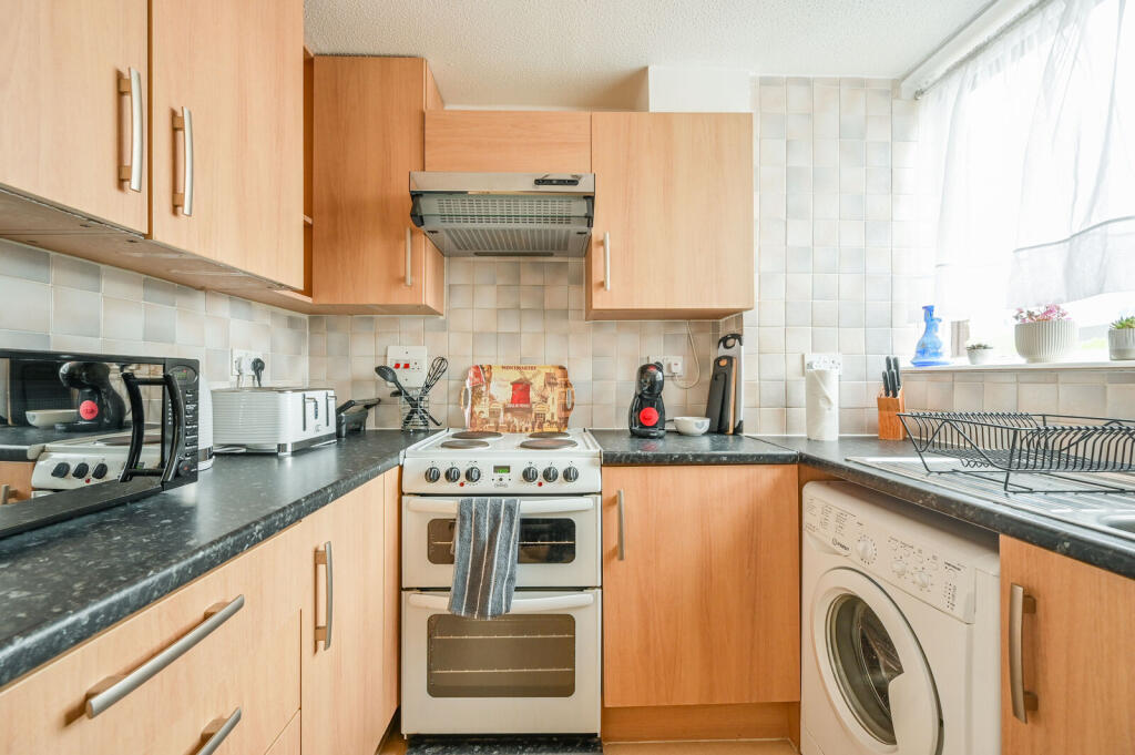 Apartment in London - View 3
