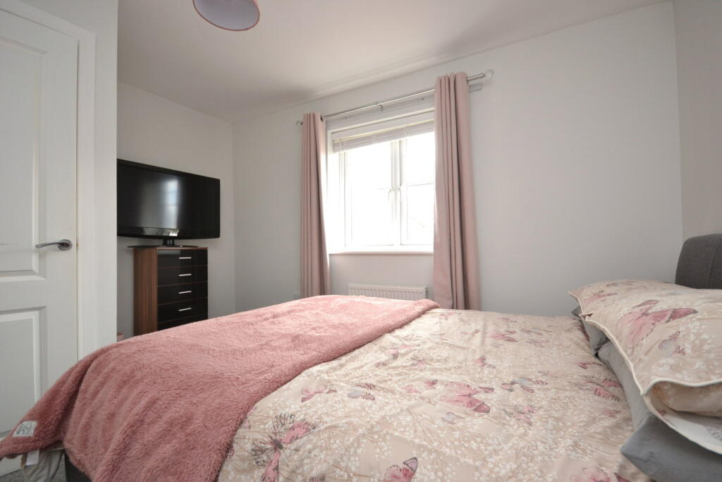 Adlington Gardens, Bognor Regis, PO21 5GA photo 4
