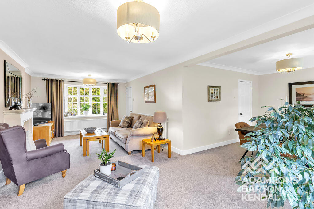 Tyrone Drive, Bamford, OL11 photo 4