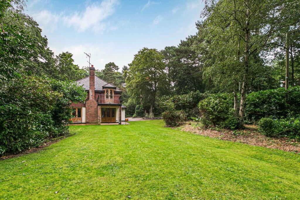 Additional image 31 of West Riding, Tewin Wood, Welwyn, AL6