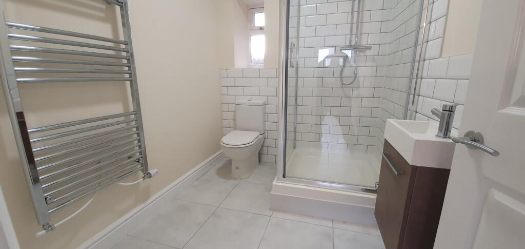 Apartment in Walsall, Shire Oak - View 5