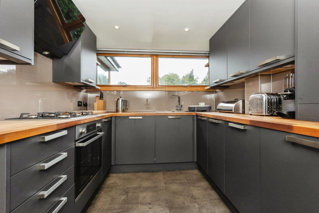 Apartment in Bollington, Kerridge - More