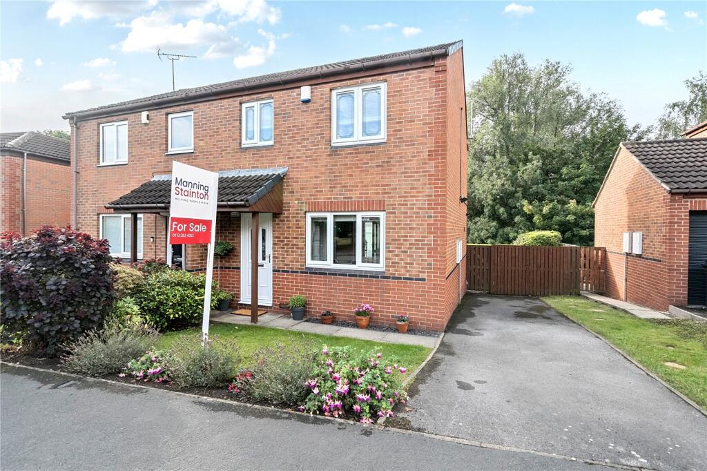 Main image of property: Oast House Croft, Robin Hood, Wakefield, West Yorkshire