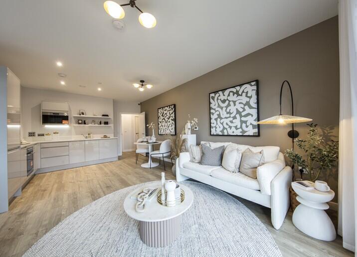 Main image of property: High Street, 
Brentford,
TW8 0AA