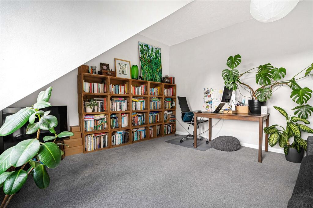 Apartment in London - View 4