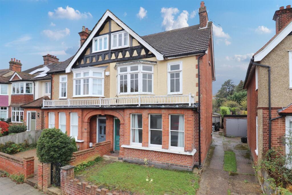 5-bed semi-detached on Blenheim Road, St. Albans, £1,200,000