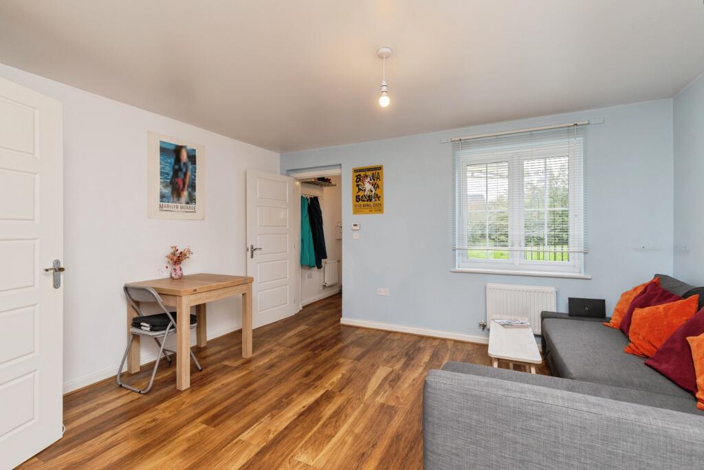 Apartment in Thornbury, Lower Morton - More