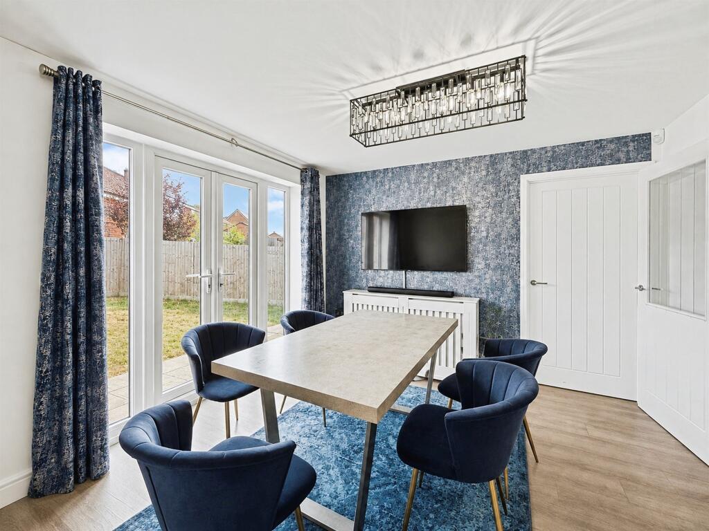 House in Northampton - View 5