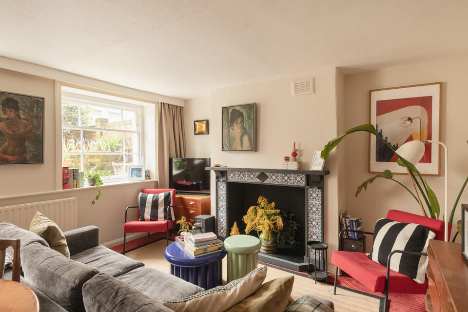 Main image of property: Lyndhurst Way, Peckham Rye, SE15