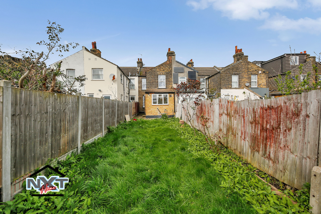Ruckholt Road, London, E10 photo 2