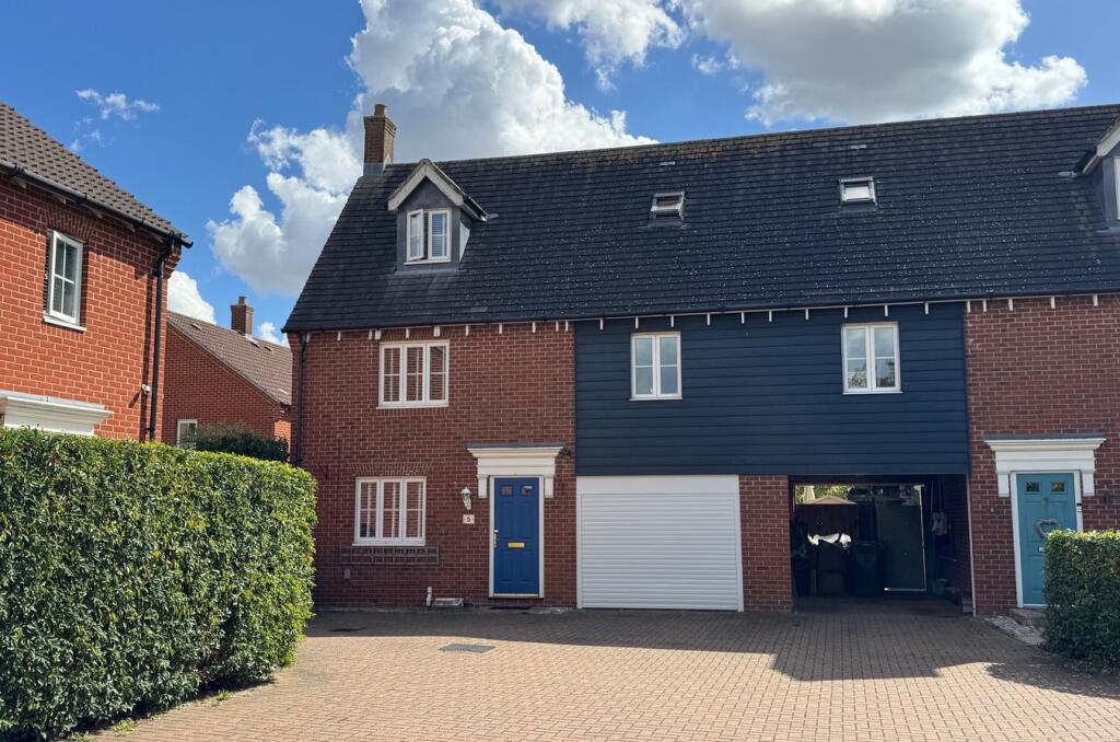 Main image of property: Prince William Close, Stotfold, Hitchin, SG5