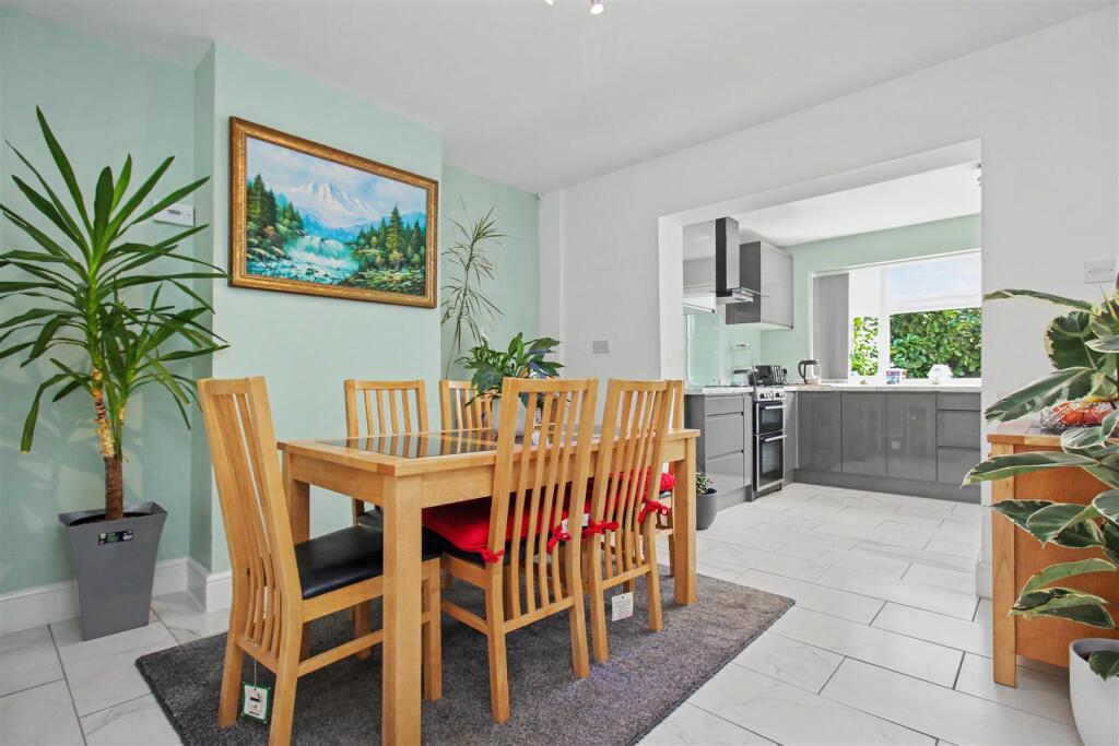 House in Northampton - View 5