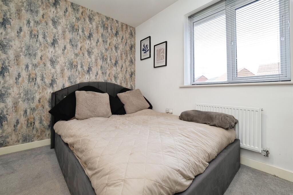 House in Hull, Kingston upon Hull - View 5