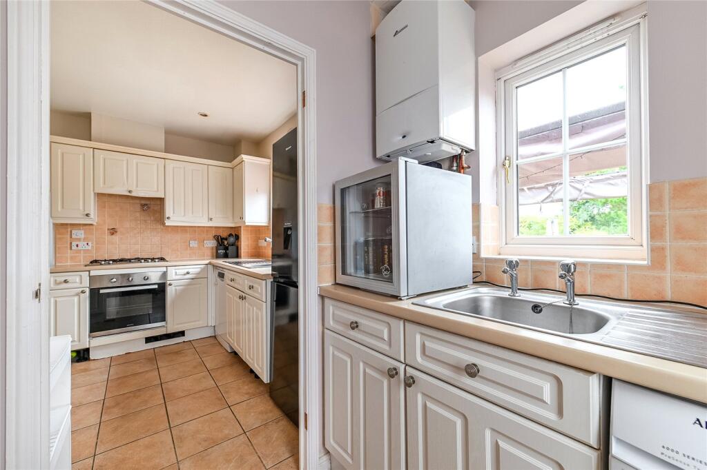 House in Swale, Bapchild - View 4