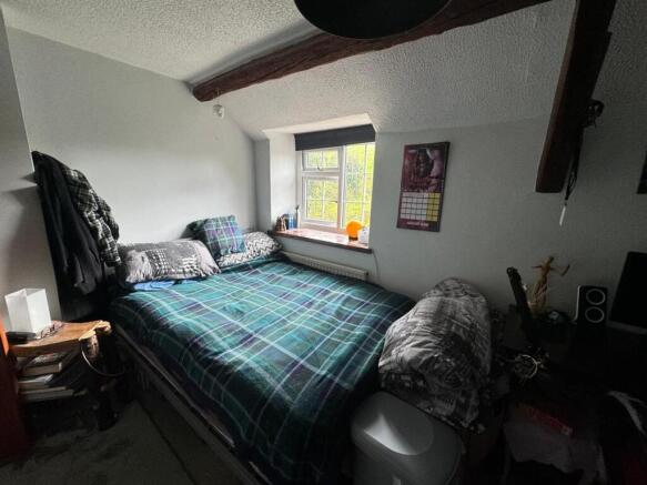 BEDROOM 2