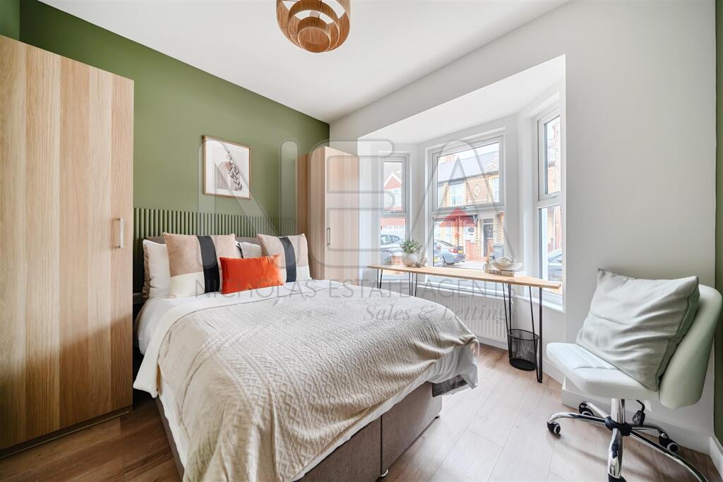 Main image of property: Curzon Street, Reading