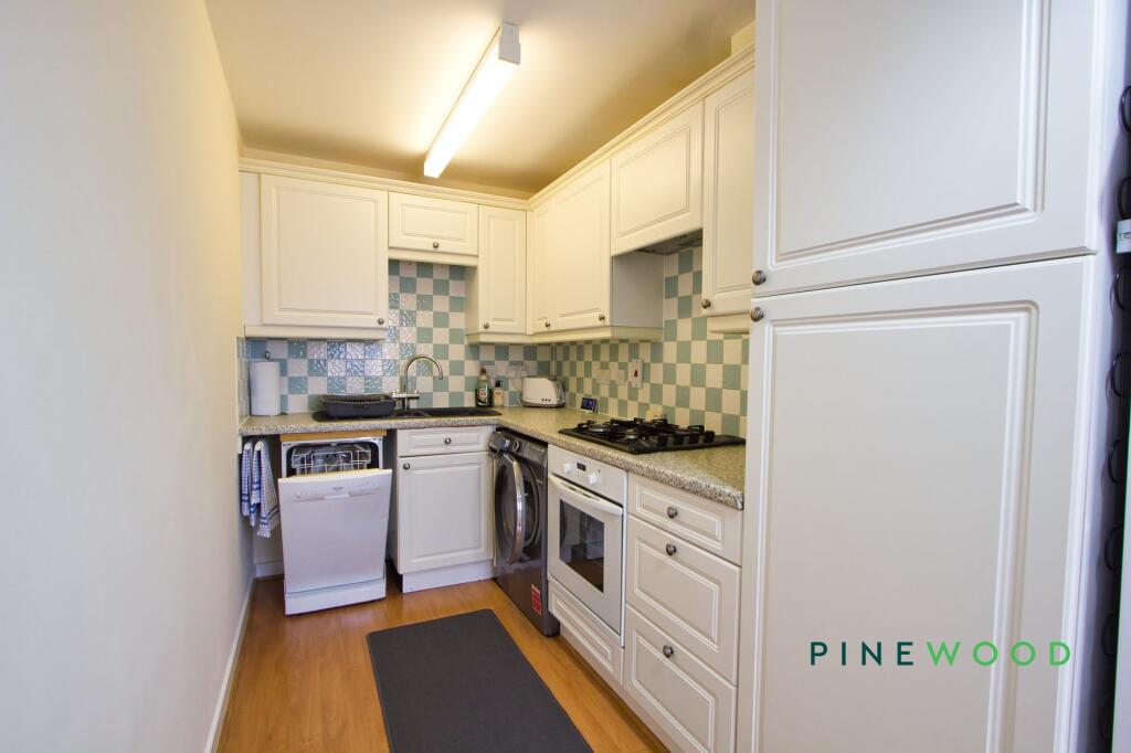 Apartment in Nottingham - View 5