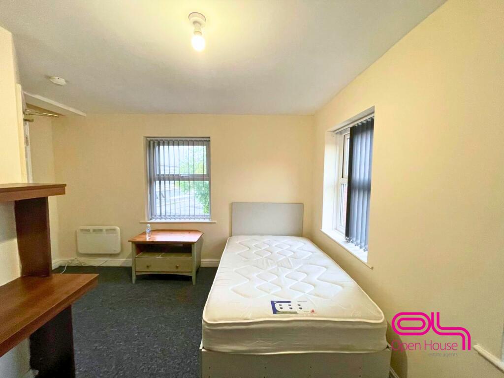 Apartment in Preston, Lancashire - View 6