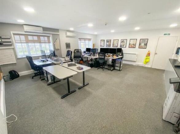 Photo 14