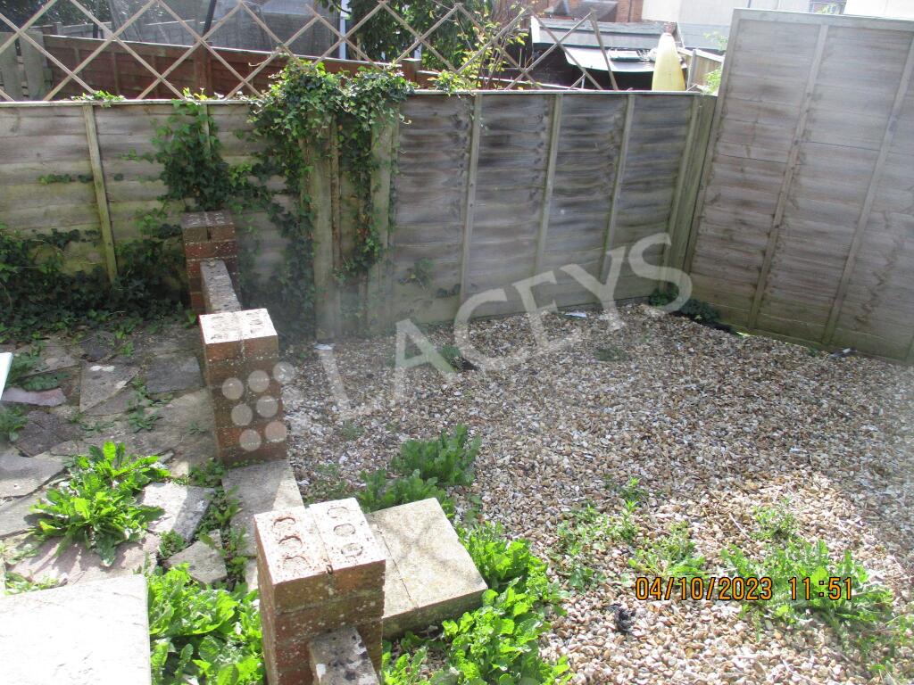 Additional image 8 of Hillingdon Court, Yeovil, BA21 3TA