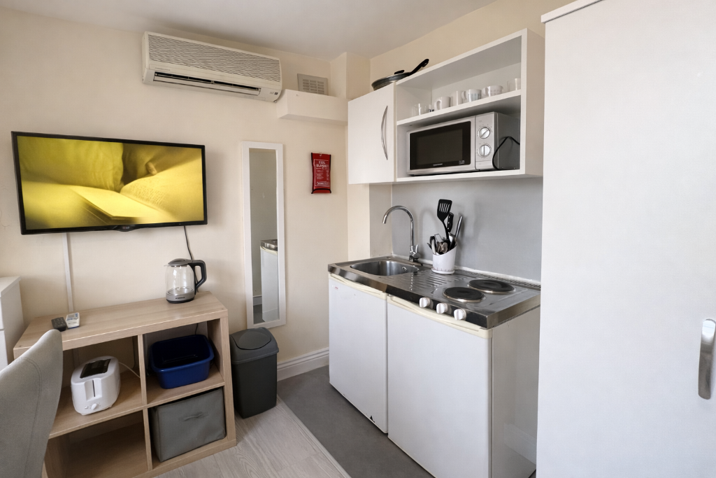 Studio flat for rent