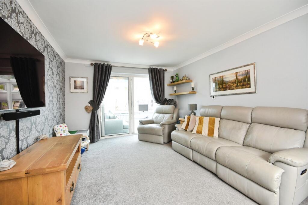Hunt Road, Earls Colne, Colchester photo 3