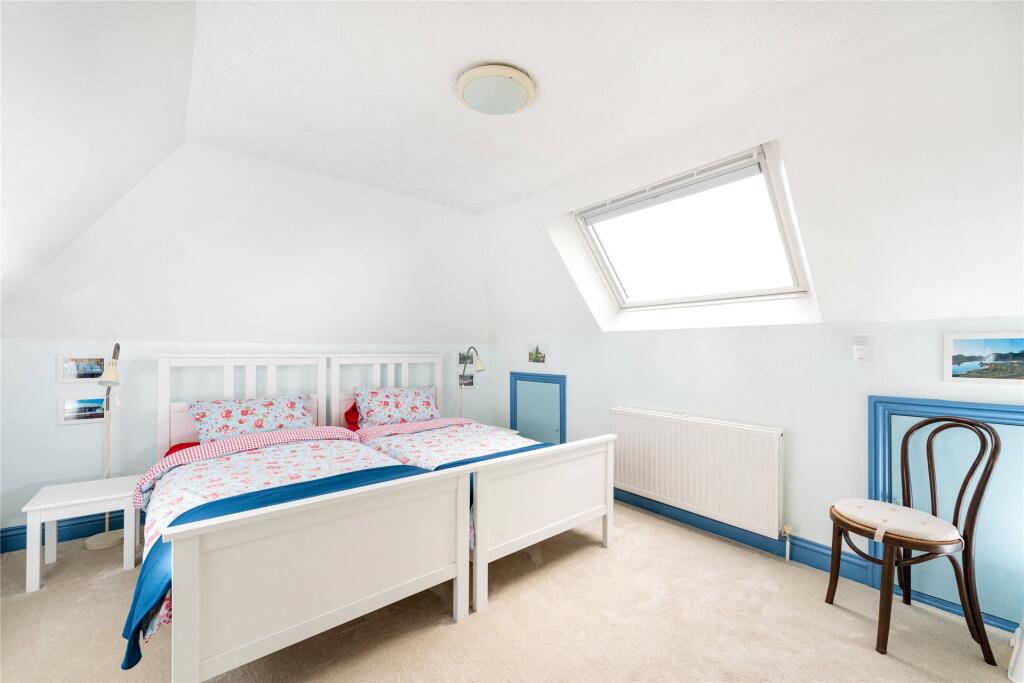 House in Northamptonshire, Weston and Weedon - View 4