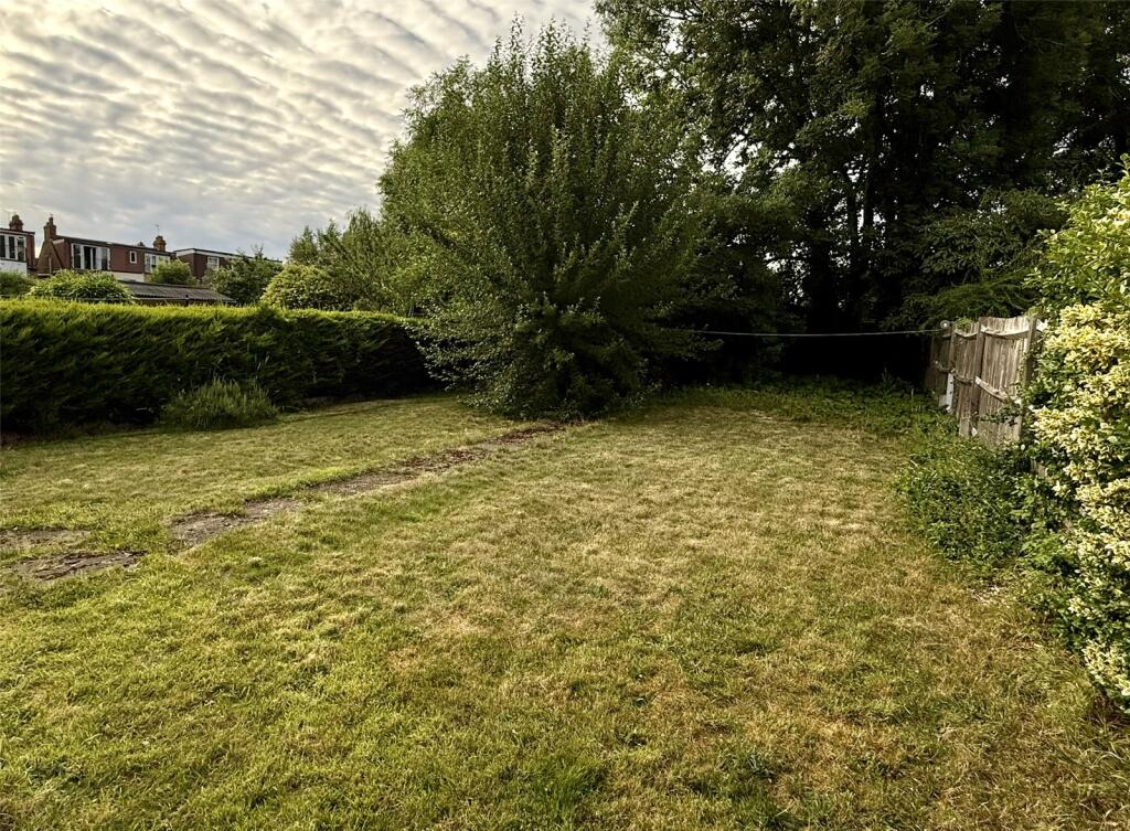 House in Three Rivers, Croxley Green - View 4