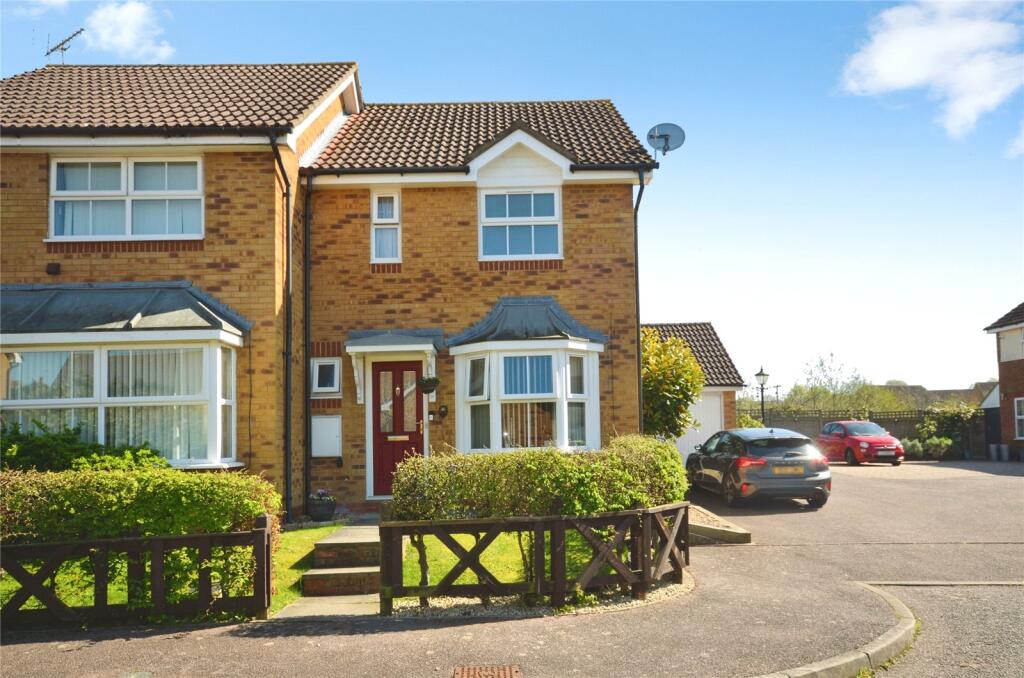 Main image of property: Puffin Way, Aylesbury, Buckinghamshire