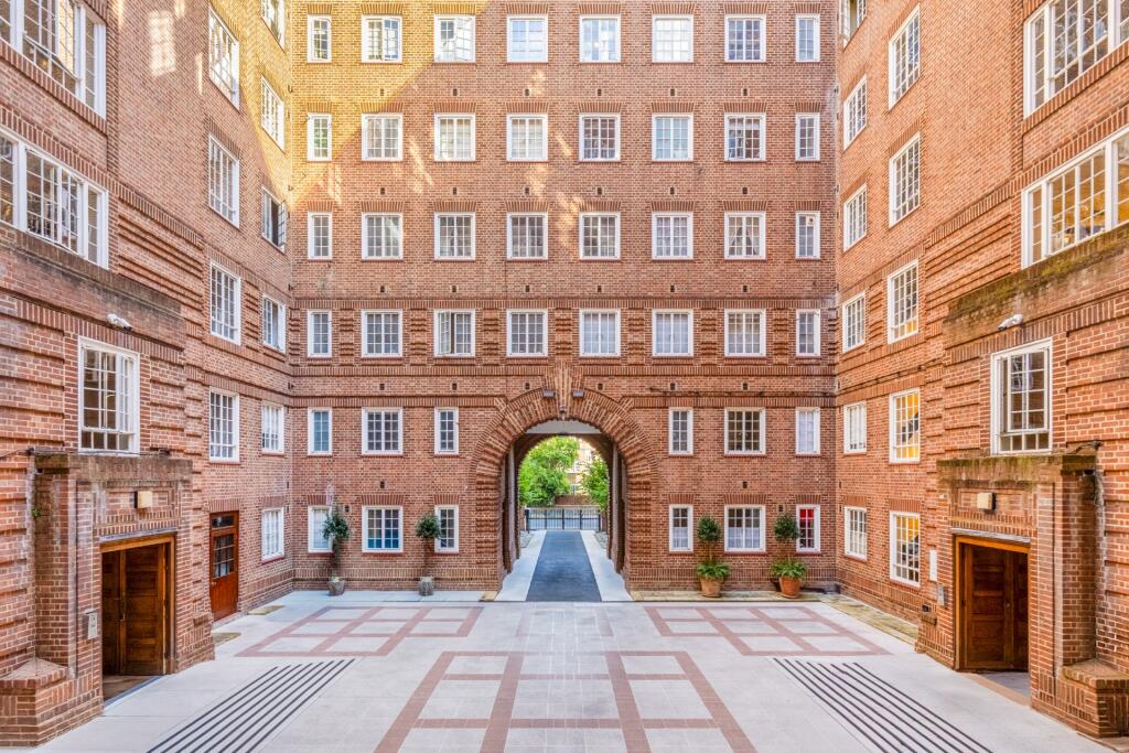 Main image of property: Swan Court, Chelsea Manor Street, Kensington and Chelsea, SW3