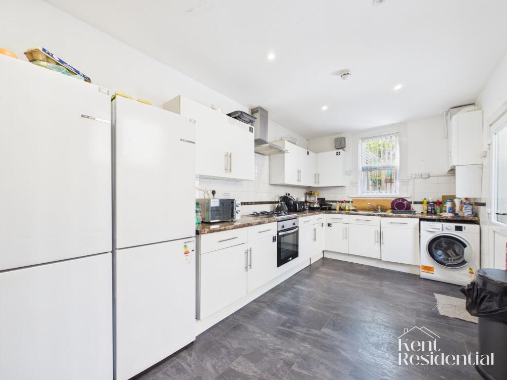 House in Rochester - View 5