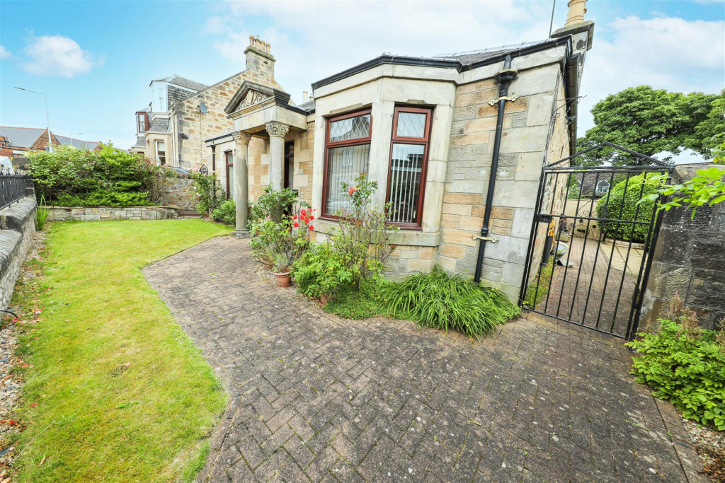 Balsusney Road, Kirkcaldy photo 4