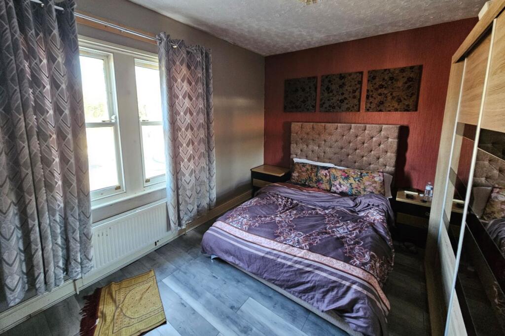 12 Bearwood Road, Smethwick, West Midlands, B66 4HH - View 6