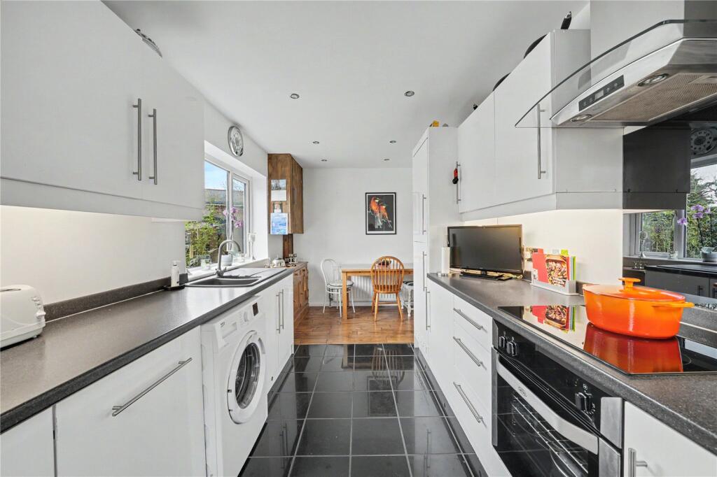 House in Harrogate - View 4