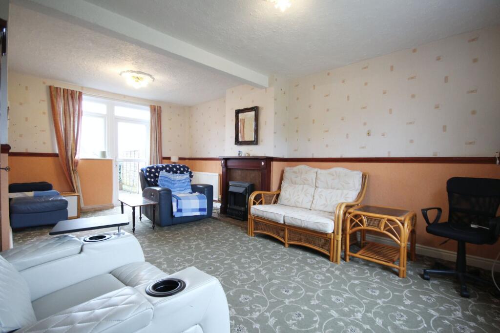 Elm Road, Weaverham, CW8 photo 3