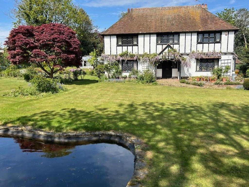 Main image of property: Hythe/Saltwood