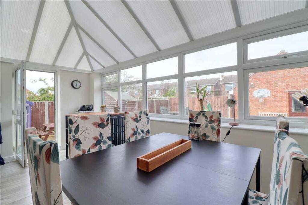 Camellia Crescent, Clacton on Sea - View 6