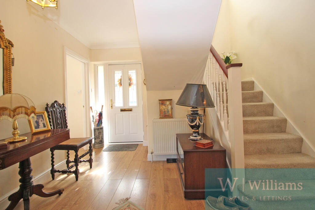 House in Portsmouth - View 5