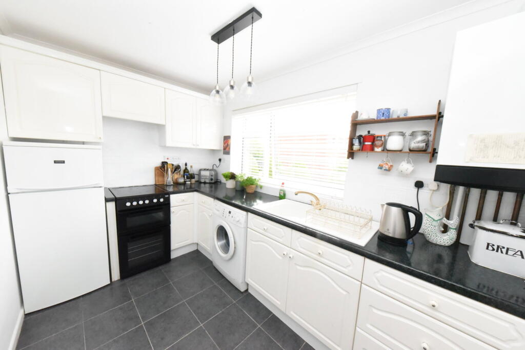 Northfield Road, Tennis Court, Kings Norton, Birmingham, B30 1EA photo 4