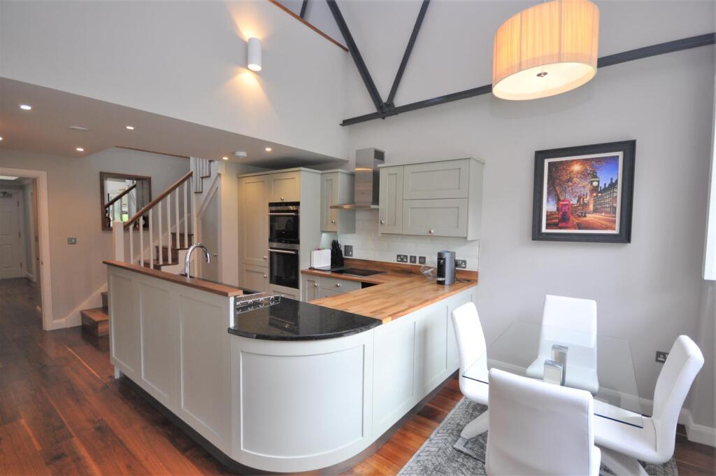 Apartment in York, Bishophill - View 2