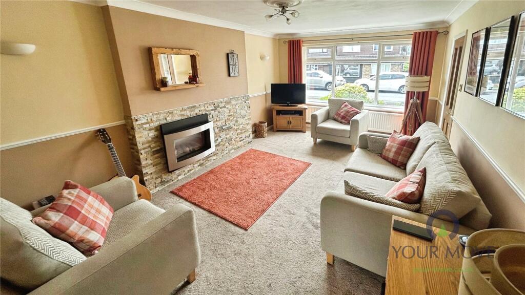 Charnwood Close, Shaw, Oldham, Greater Manchester, OL2 photo 2