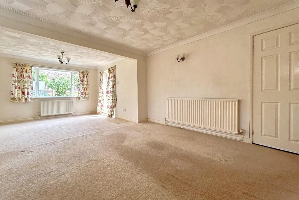 Bodycoats Road, Chandler's Ford, Eastleigh, SO53 photo 3