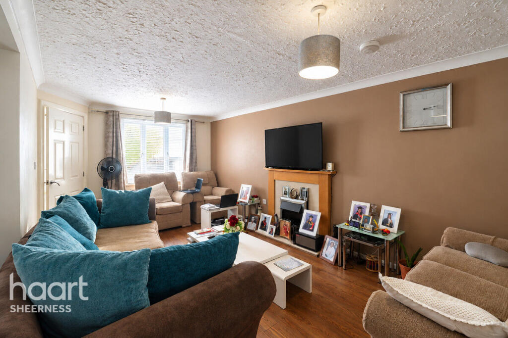 House in Swale, Minster-on-Sea - More