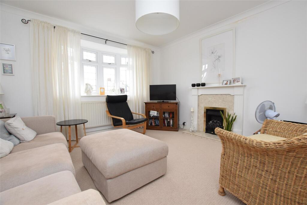 Main image of property: Station Road, Gidea Park, ROMFORD, RM2